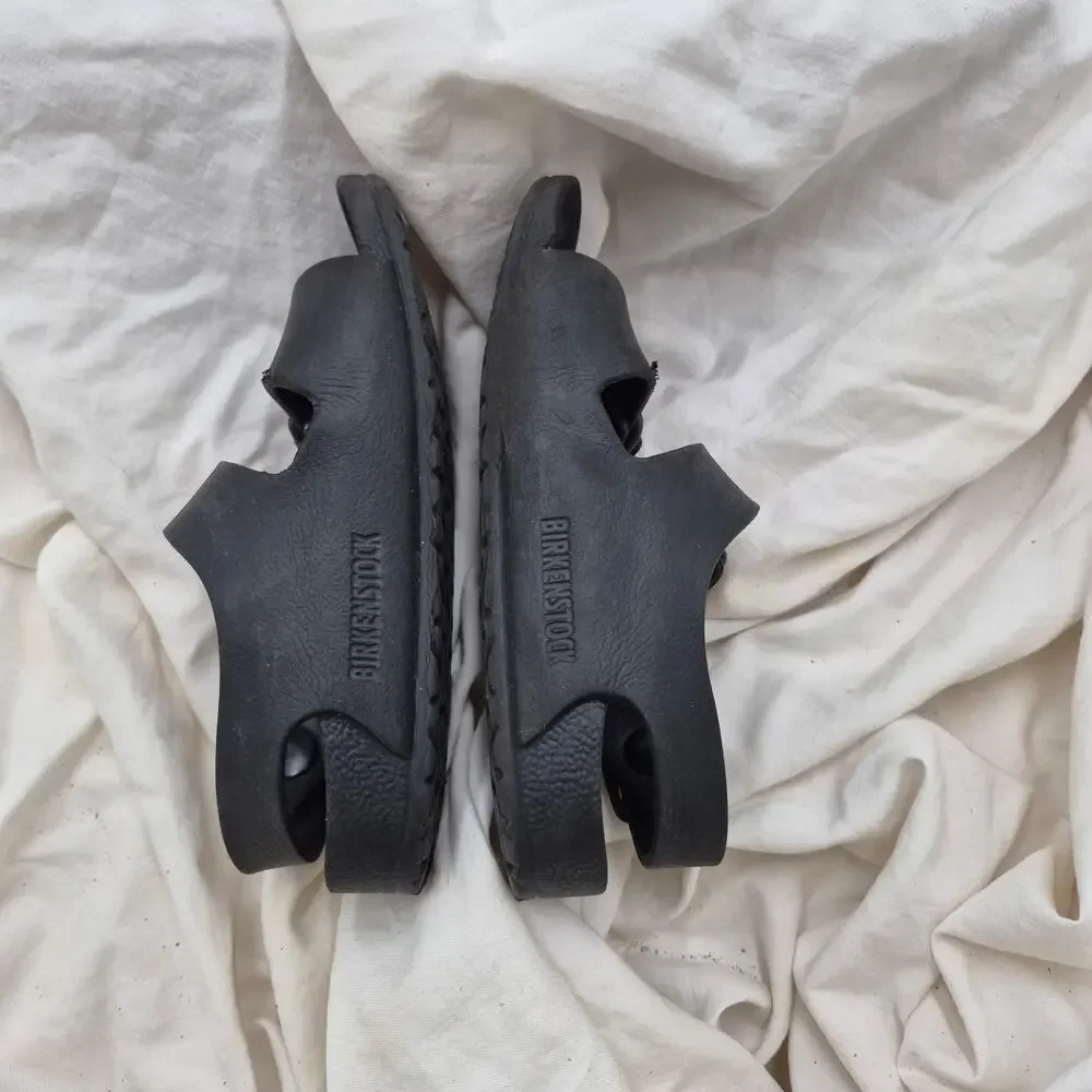 Birkenstock Milano Essentials Slide Sandal black Kids size 27 US 9-9.5